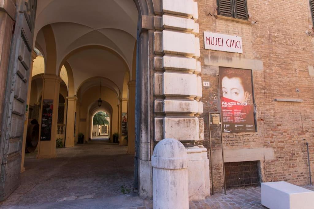 Rossini Home Pesaro Vicino Al Teatro Rossini By Yohome Exteriér fotografie
